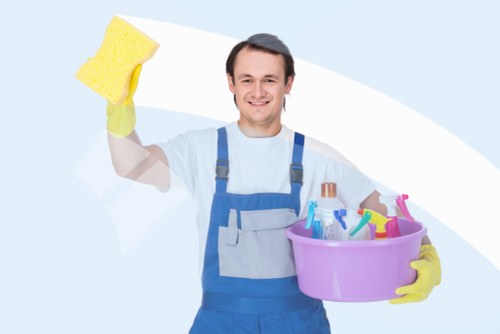 Professional hard floor cleaning in Cr0 on a commercial floor